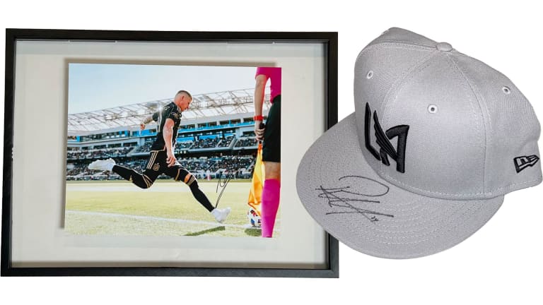 Foundation Auction autograph photo hat