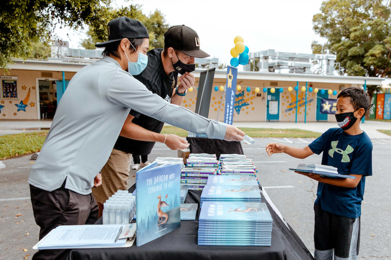Book Drive Presented By University Of Phoenix - https://la-mp7static.mlsdigital.net/elfinderimages/Graphics/Community/Events/200805_UoPX_BookDrive/200805_BookDrive_IB_19-6.jpg